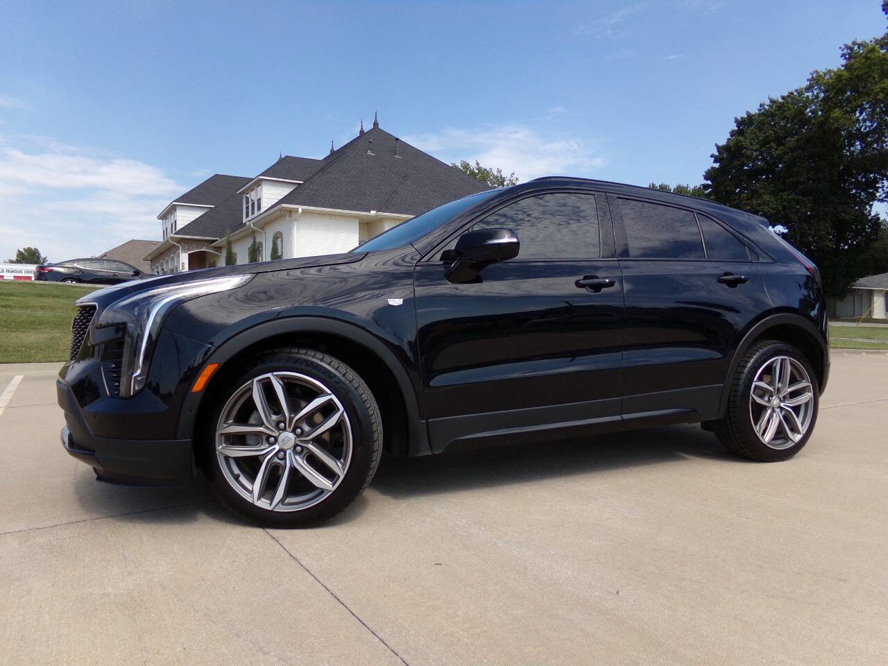 Used 2022 Cadillac XT4 Sport AWD/4WD image 17