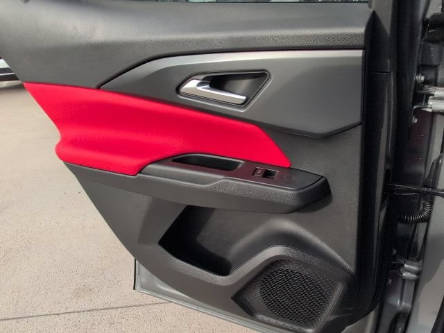 New 2026 Chevrolet Equinox EV RS FWD image 9