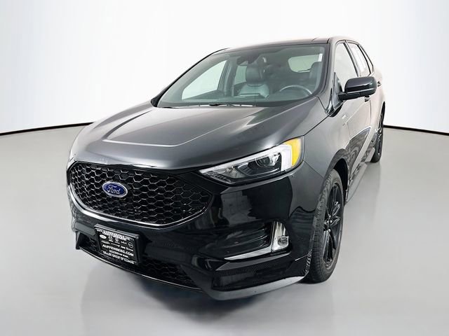Used 2024 Ford Edge ST-Line AWD/4WD image 3