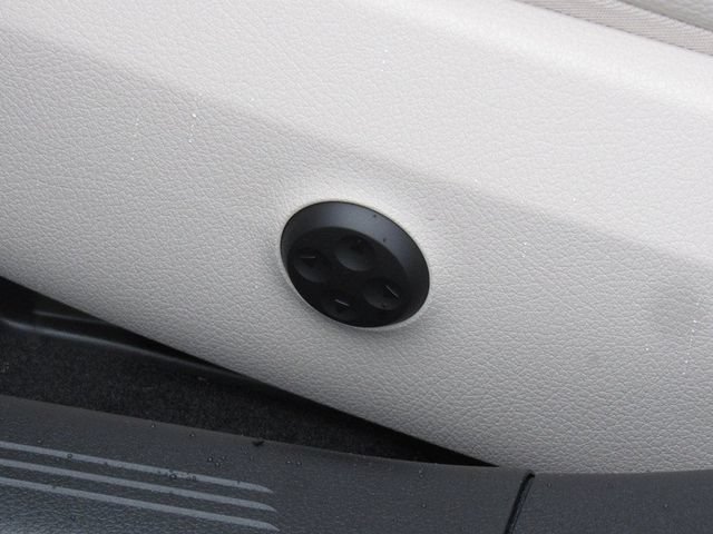 Certified 2026 Mercedes-Benz E 350 4MATIC Sedan image 11