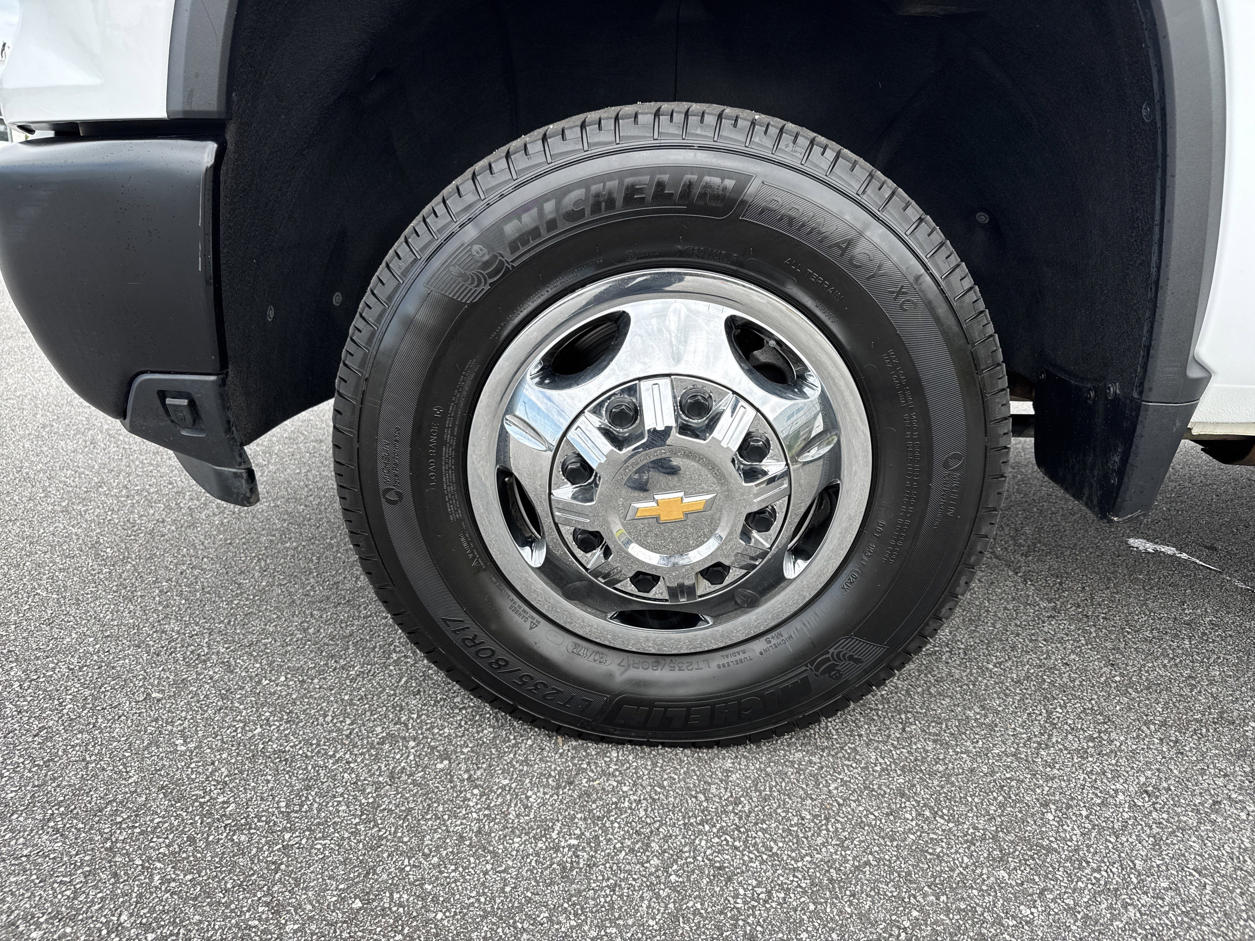 Used 2024 Chevrolet Silverado 3500 W/T AWD/4WD image 13