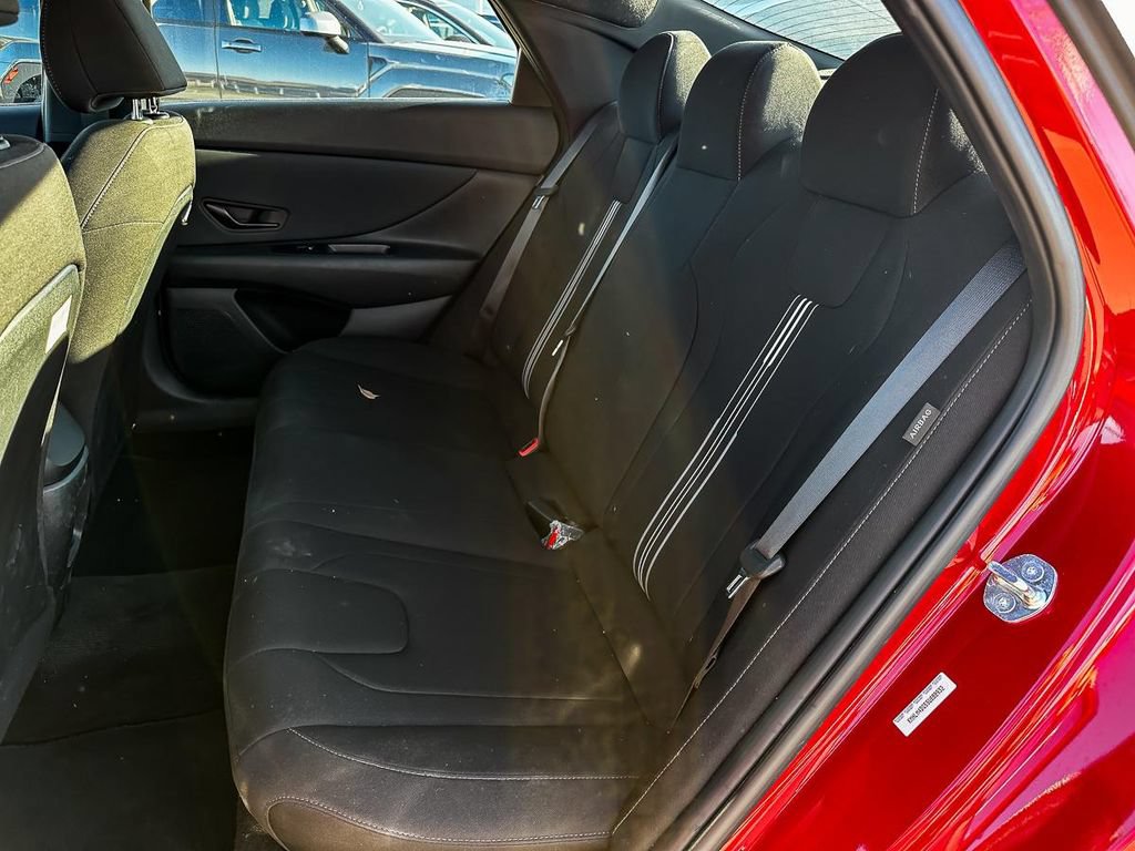 Used 2025 Hyundai Elantra Sport FWD image 27
