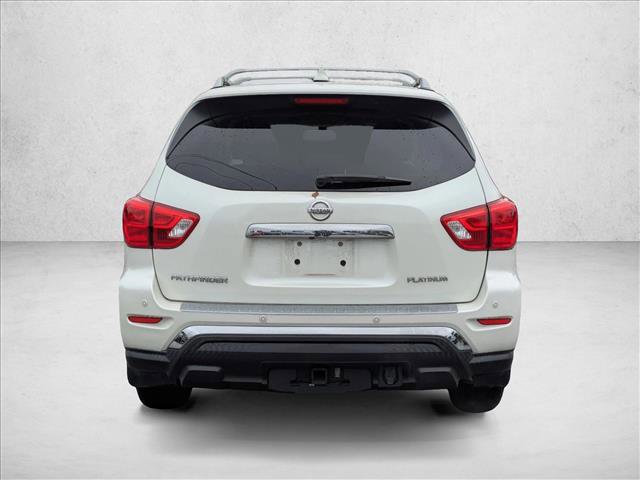 Used 2019 Nissan Pathfinder Platinum w/ Cargo Package image 6