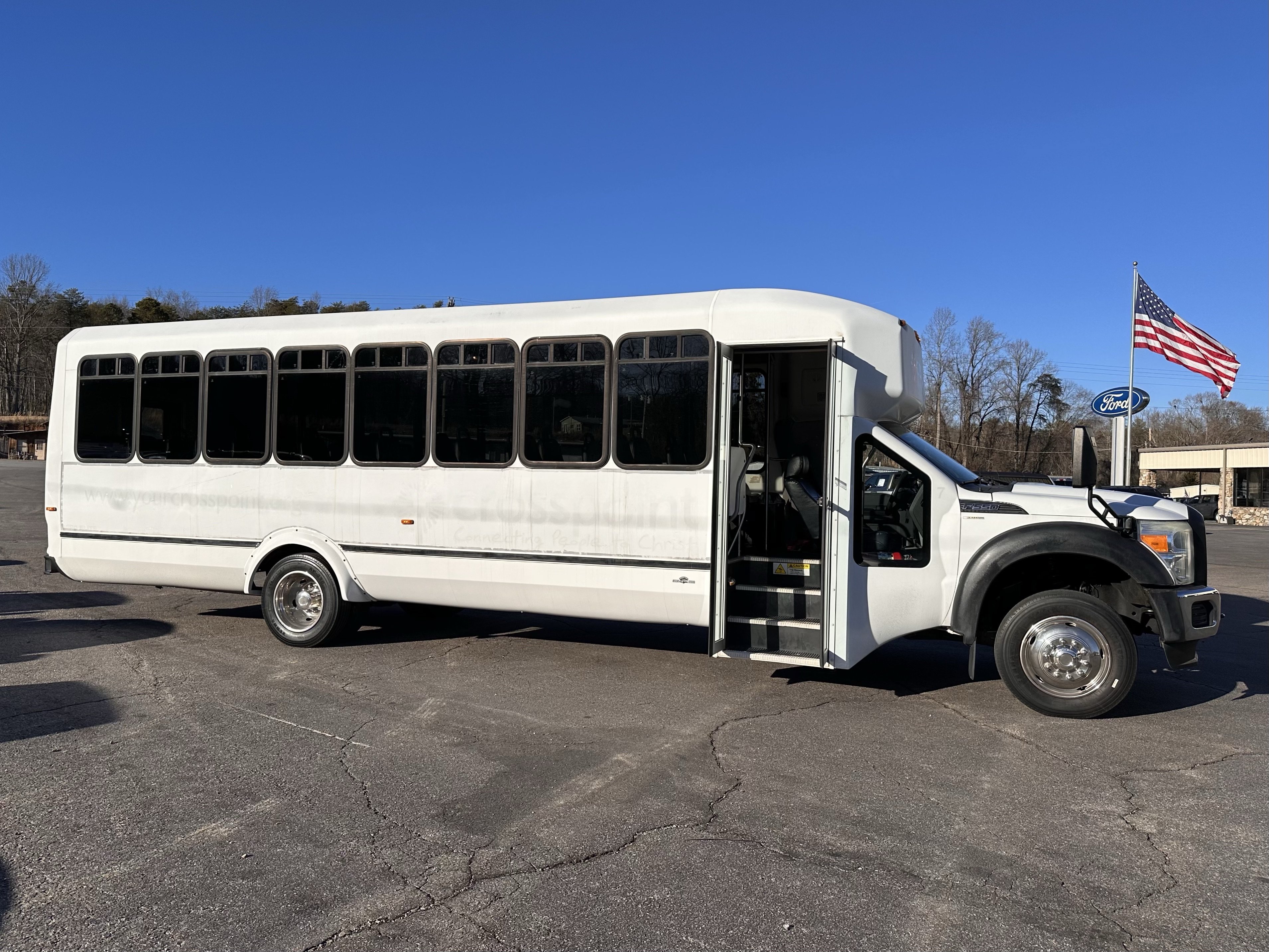 Used 2012 Ford F550 2WD Regular Cab Super Duty w/ Payload Upgrade Pkg image 4