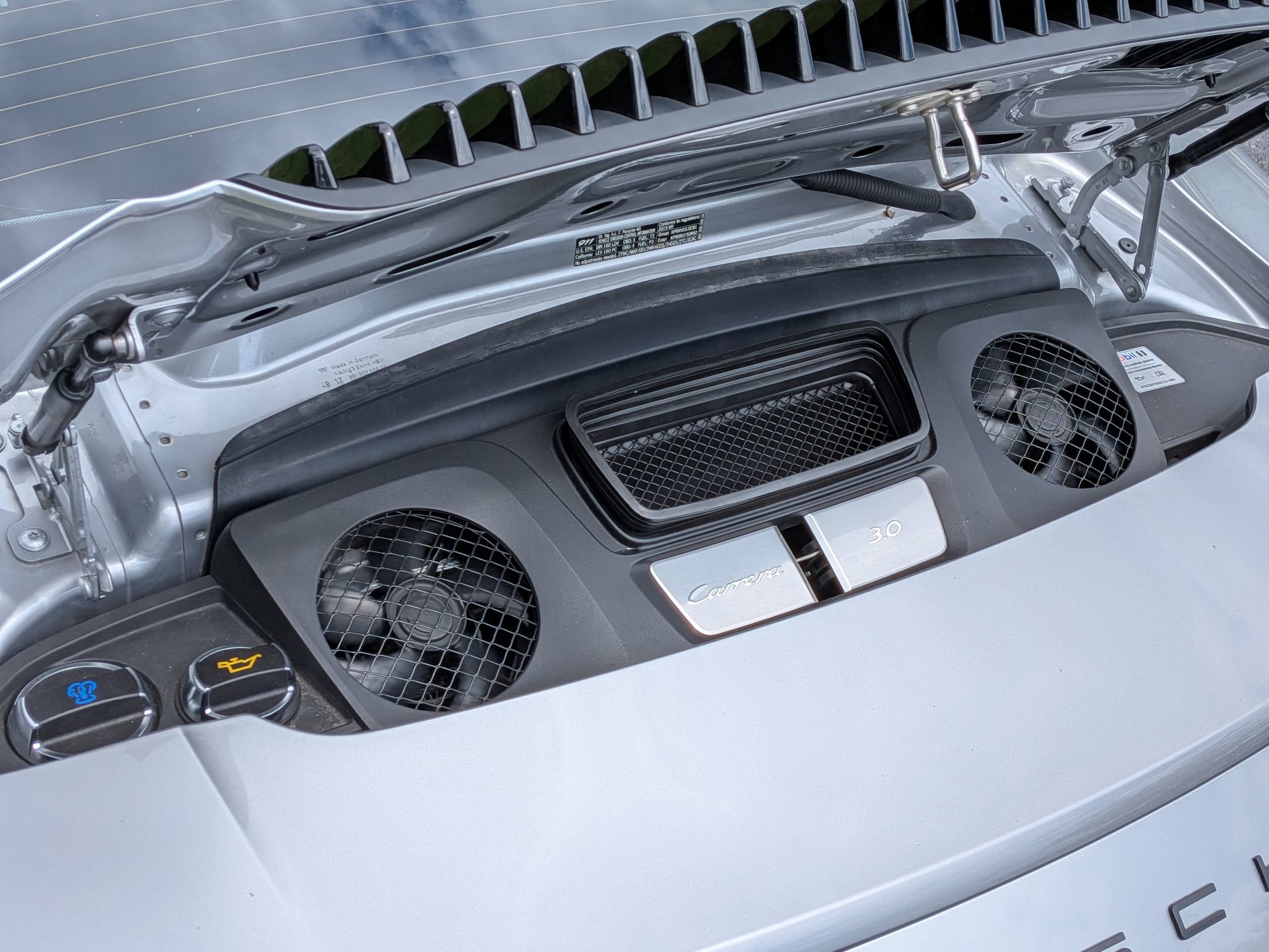 Certified 2019 Porsche 911 Carrera RWD image 25