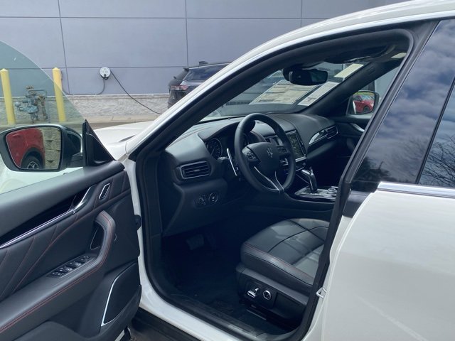 New 2024 Maserati Levante GT Ultima image 20