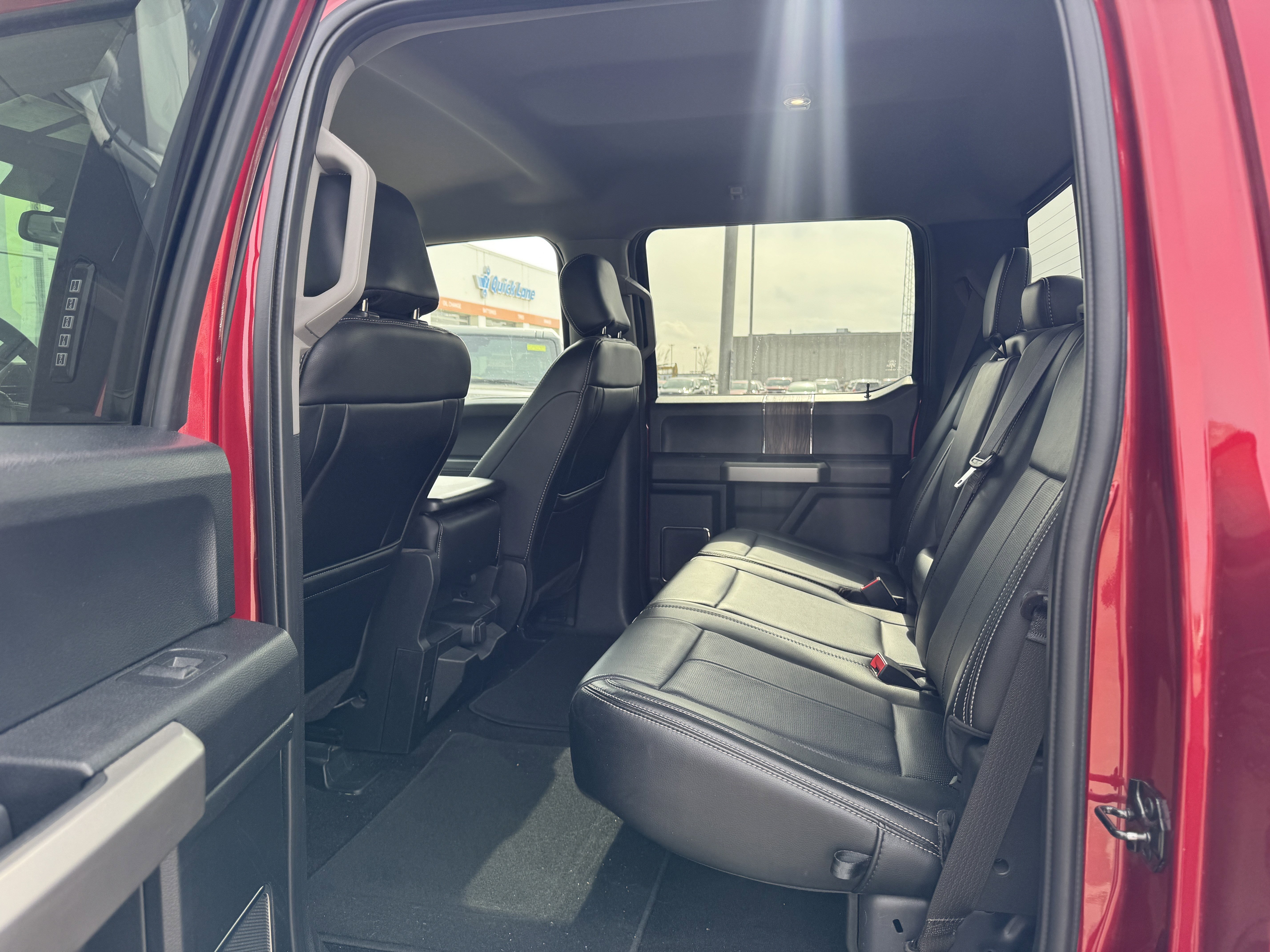 Used 2019 Ford F150 Lariat image 8