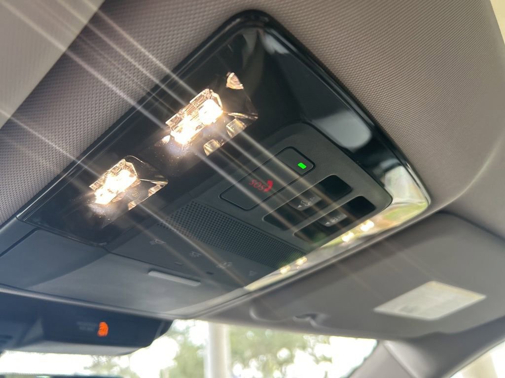 New 2026 Mitsubishi Outlander SE image 43