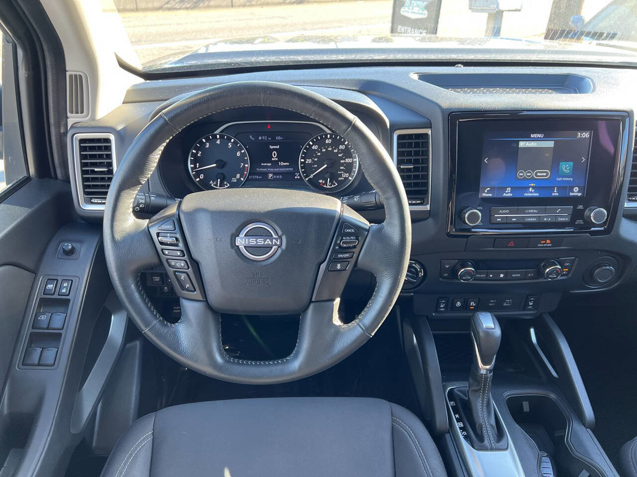 Used 2023 Nissan Frontier SV w/ Technology Package image 24