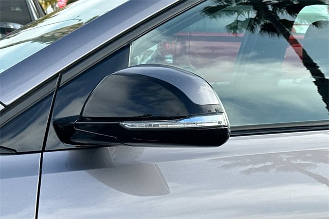 Certified 2022 Chevrolet Bolt EUV LT w/ Comfort Package image 49