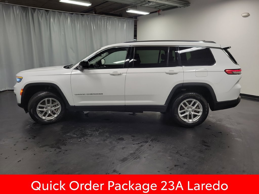 Used 2023 Jeep Grand Cherokee L Laredo AWD/4WD image 5