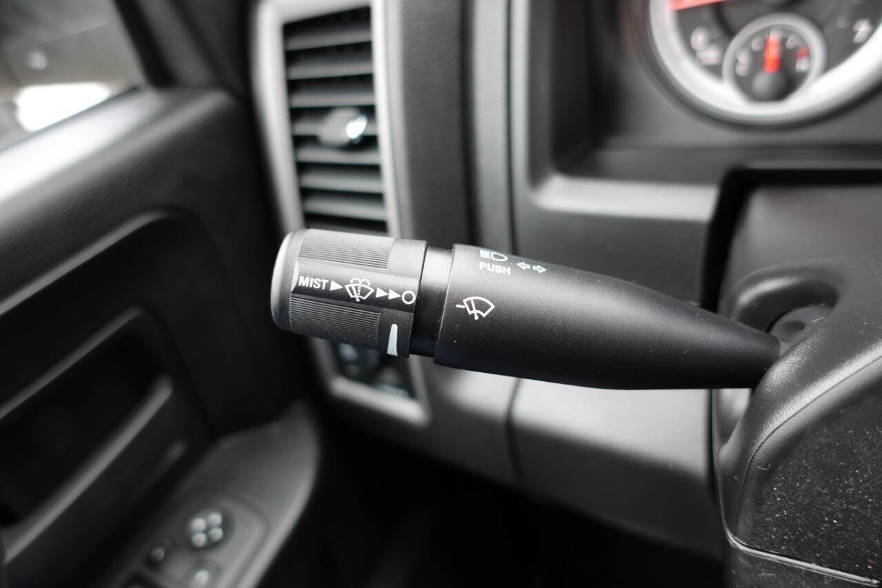 Used 2023 RAM 1500 Express w/ Wheel & Sound Group image 48