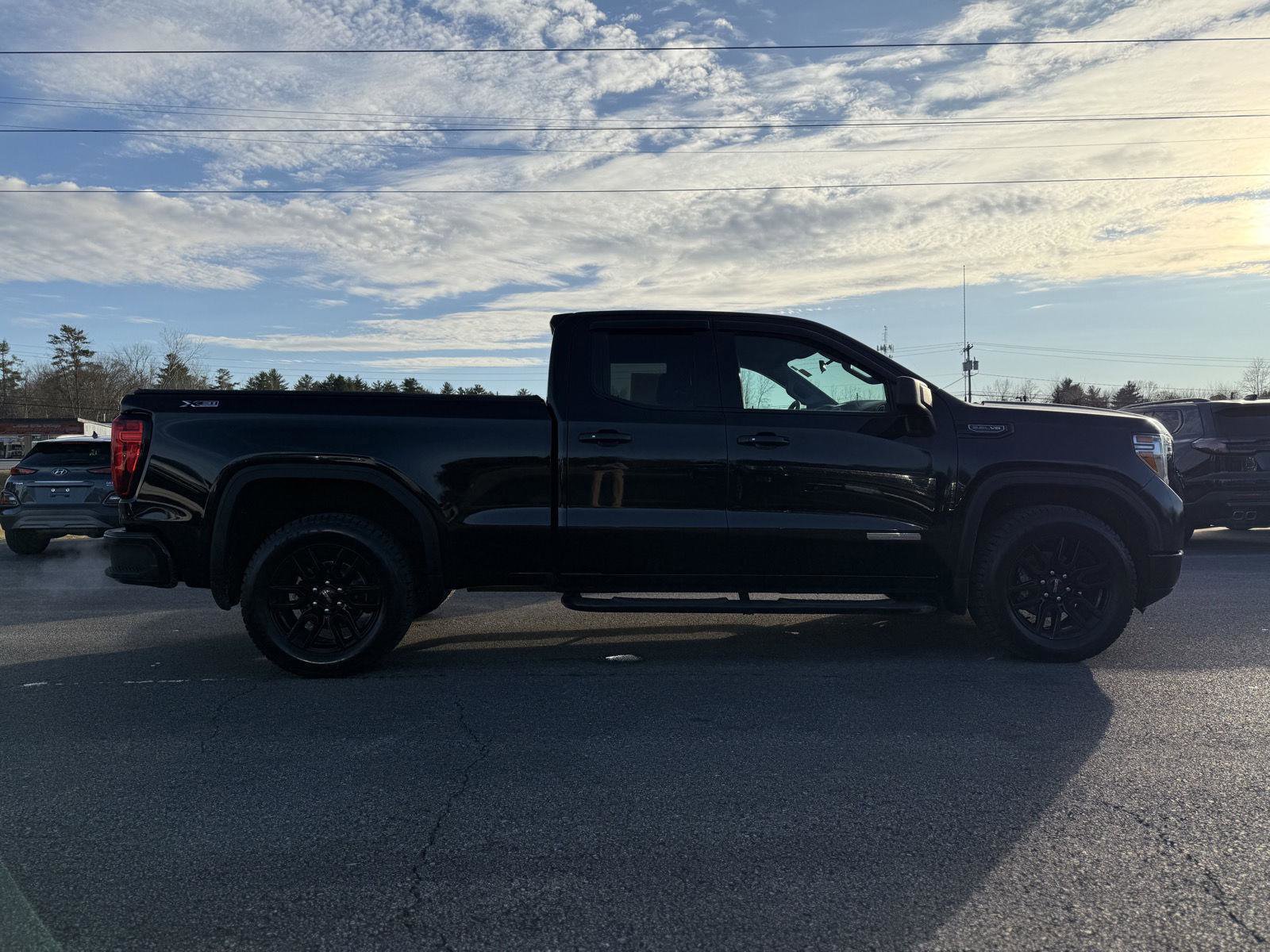 Used 2019 GMC Sierra 1500 Elevation w/ Elevation Value Package image 4