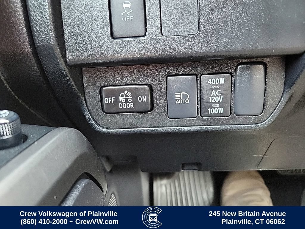 Used 2020 Toyota Tacoma TRD Off-Road AWD/4WD image 13