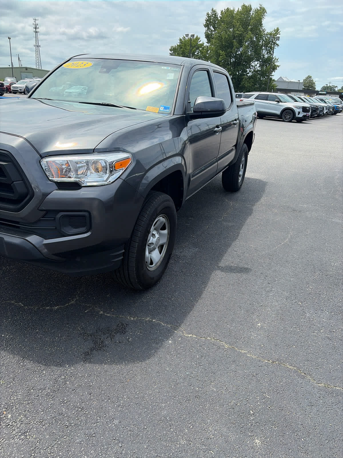 Used 2023 Toyota Tacoma SR AWD/4WD image 3
