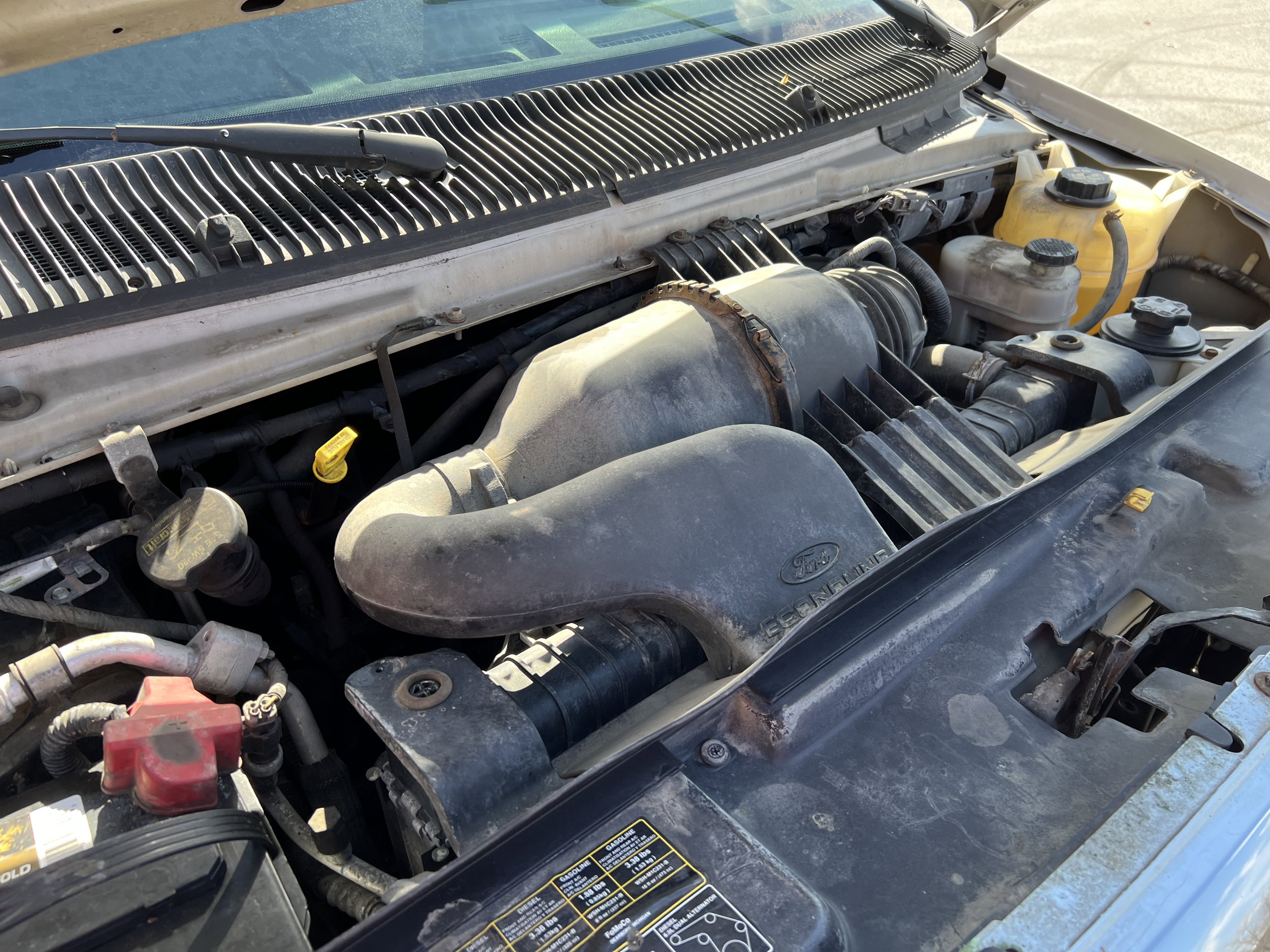 Used 2011 Ford E-250 and Econoline 250 Extended w/ Commercial Cargo Van Pkg image 40