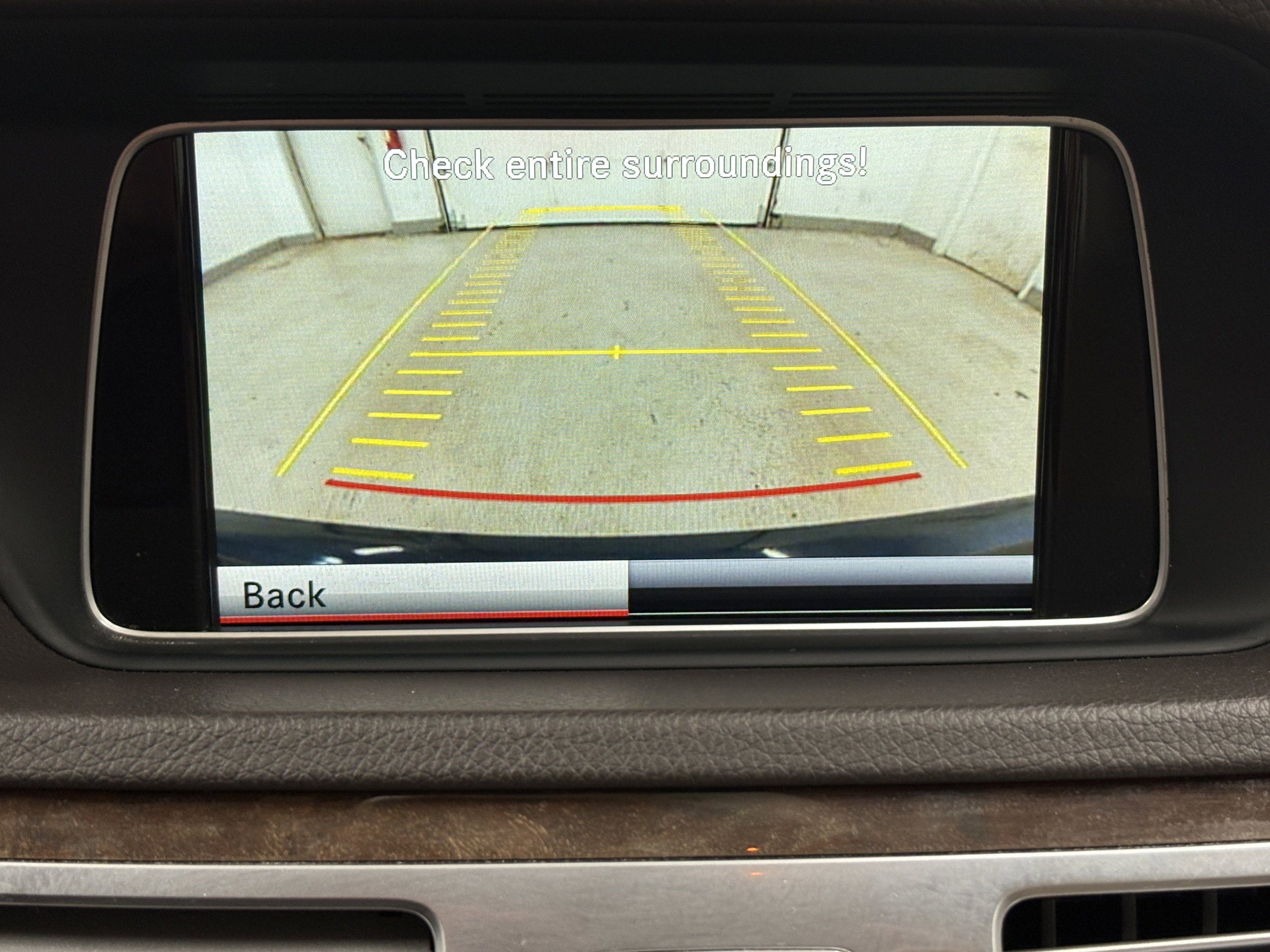 Used 2014 Mercedes-Benz E 350 4MATIC Sedan w/ Premium 1 Package image 9