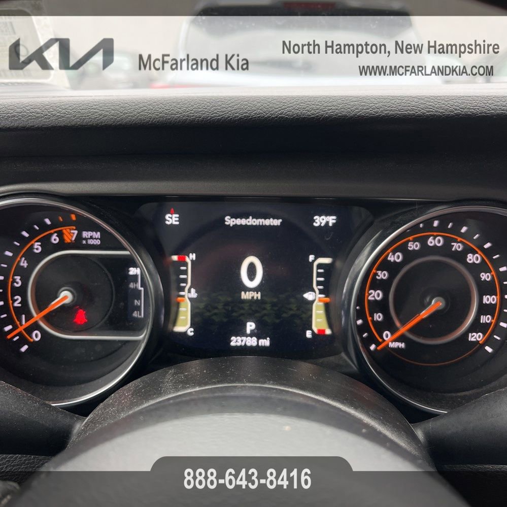 Used 2021 Jeep Gladiator Willys image 51