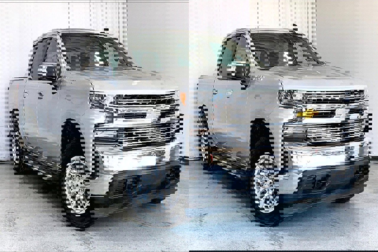 Used 2020 Chevrolet Silverado 1500 LT w/ Convenience Package