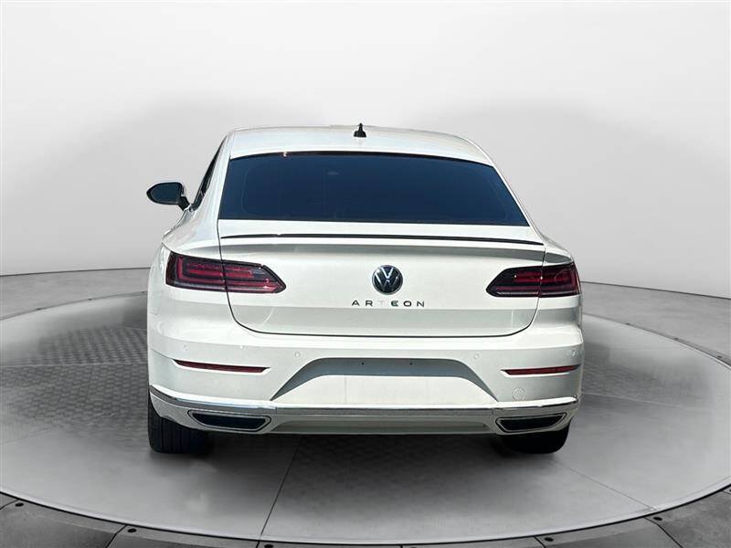 Used 2022 Volkswagen Arteon SE FWD image 4