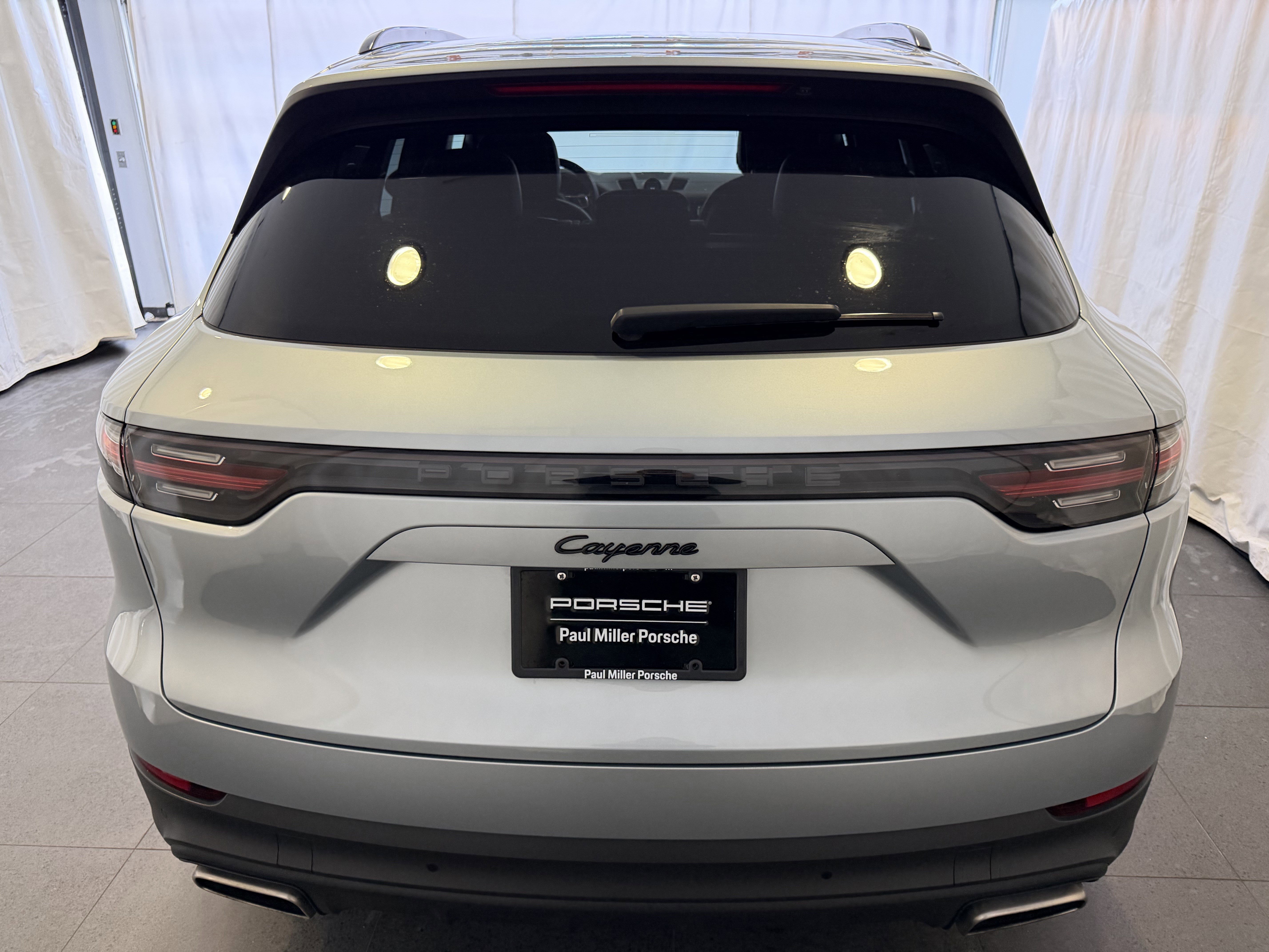 Certified 2022 Porsche Cayenne E-Hybrid image 8
