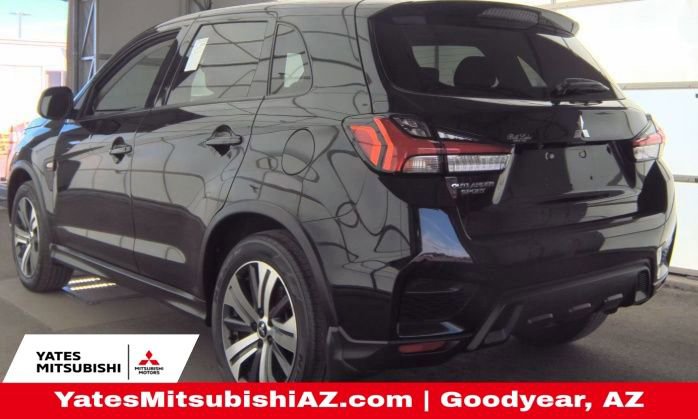Used 2022 Mitsubishi Outlander Sport ES image 3