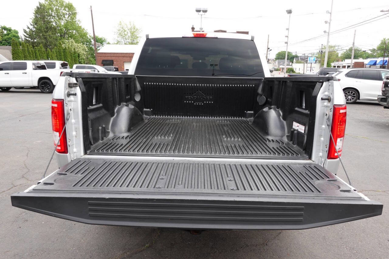 Used 2017 Ford F150 XLT AWD/4WD image 26