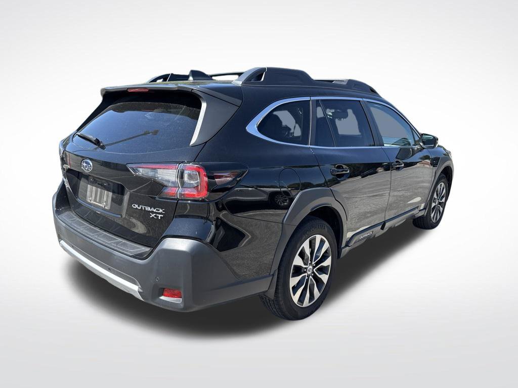 Used 2023 Subaru Outback Limited XT AWD/4WD image 3