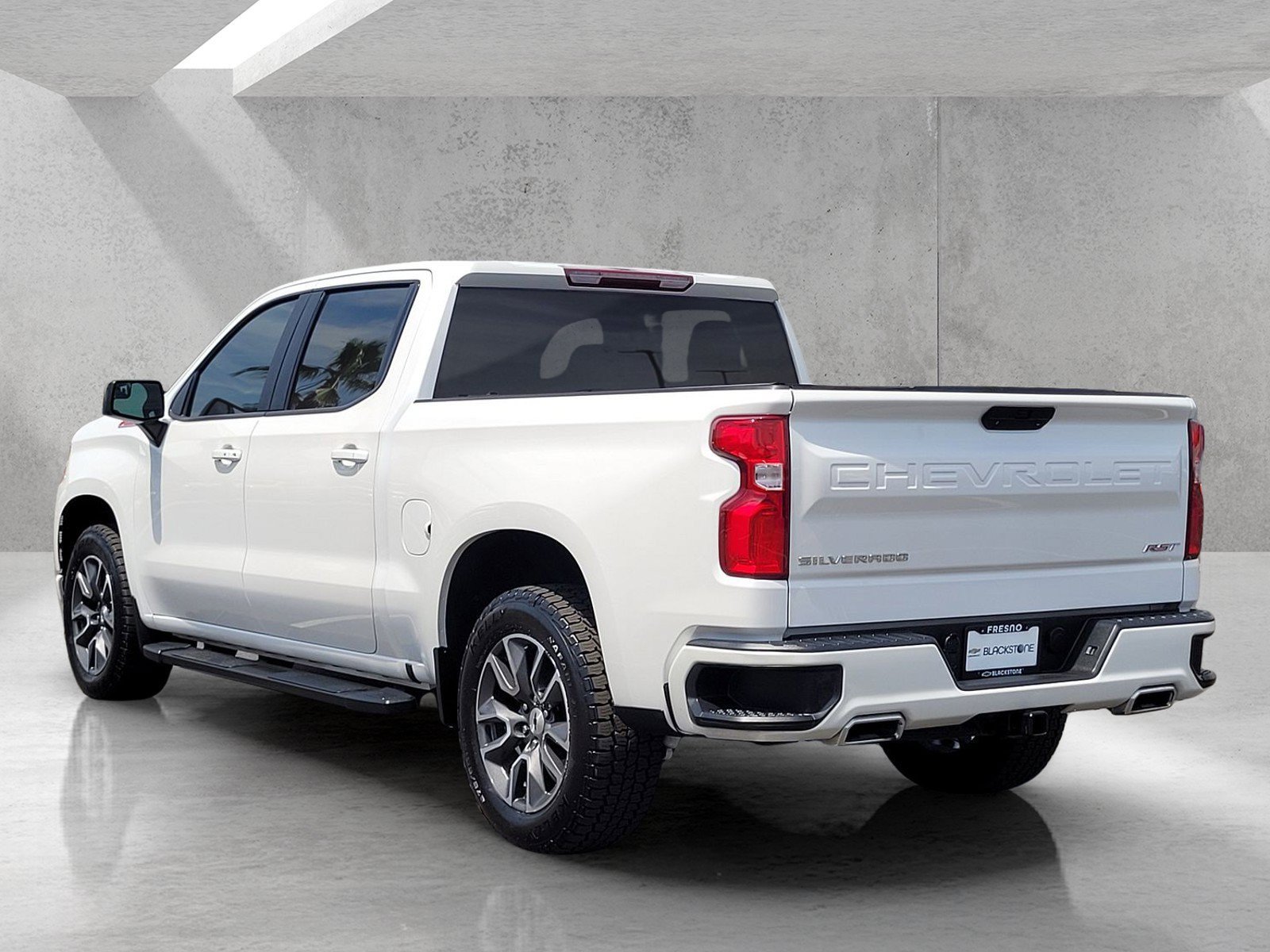 Used 2022 Chevrolet Silverado 1500 RST AWD/4WD image 7