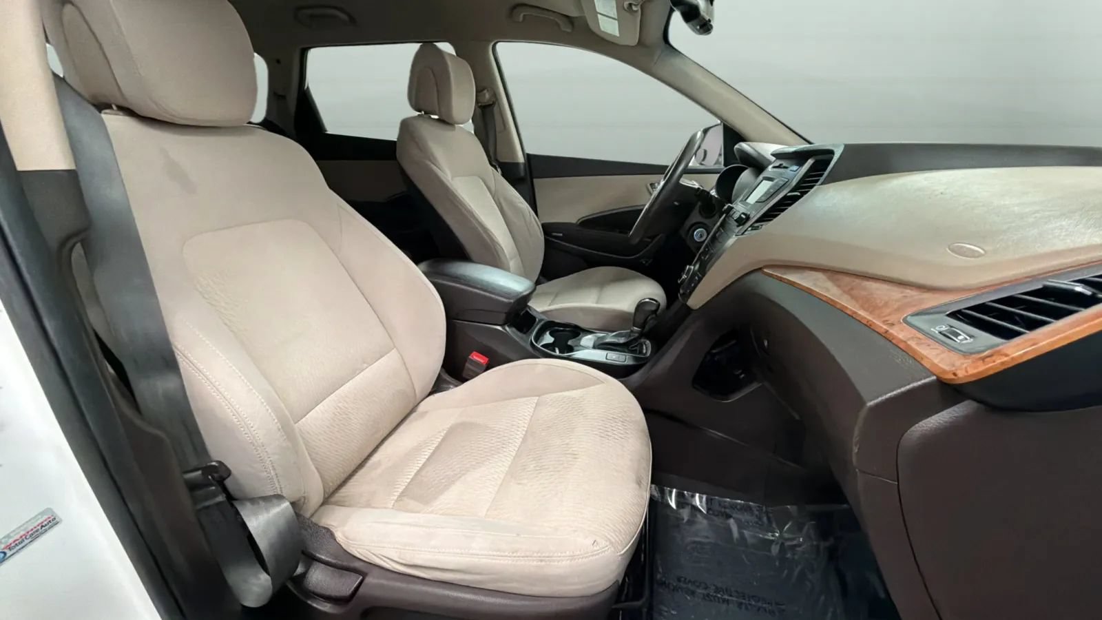 Used 2015 Hyundai Santa Fe GLS FWD image 20