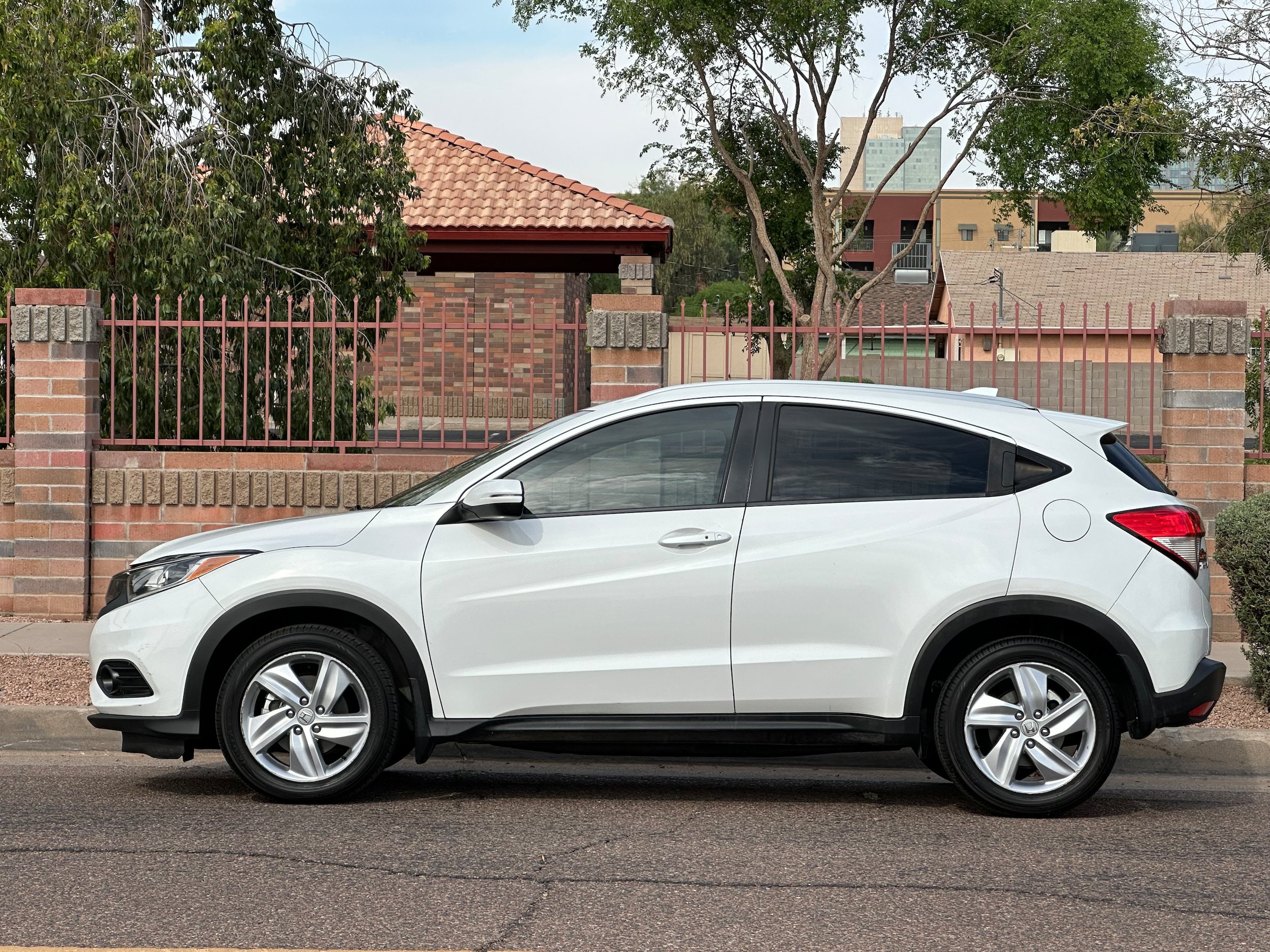 Used 2020 Honda HR-V EX image 3