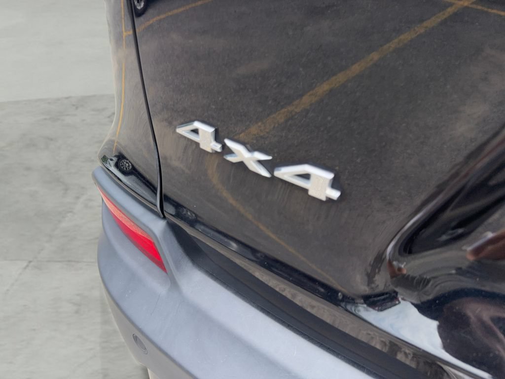 Used 2020 Jeep Cherokee Limited AWD/4WD image 11