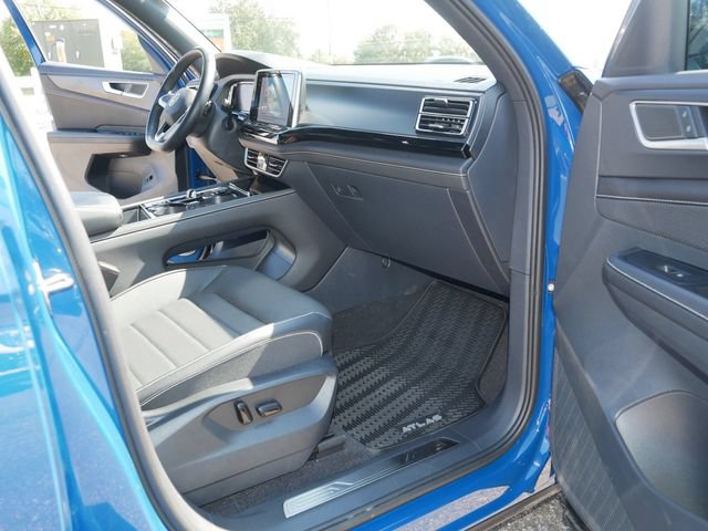 Certified 2026 Volkswagen Atlas Cross Sport SEL R-Line AWD/4WD image 20