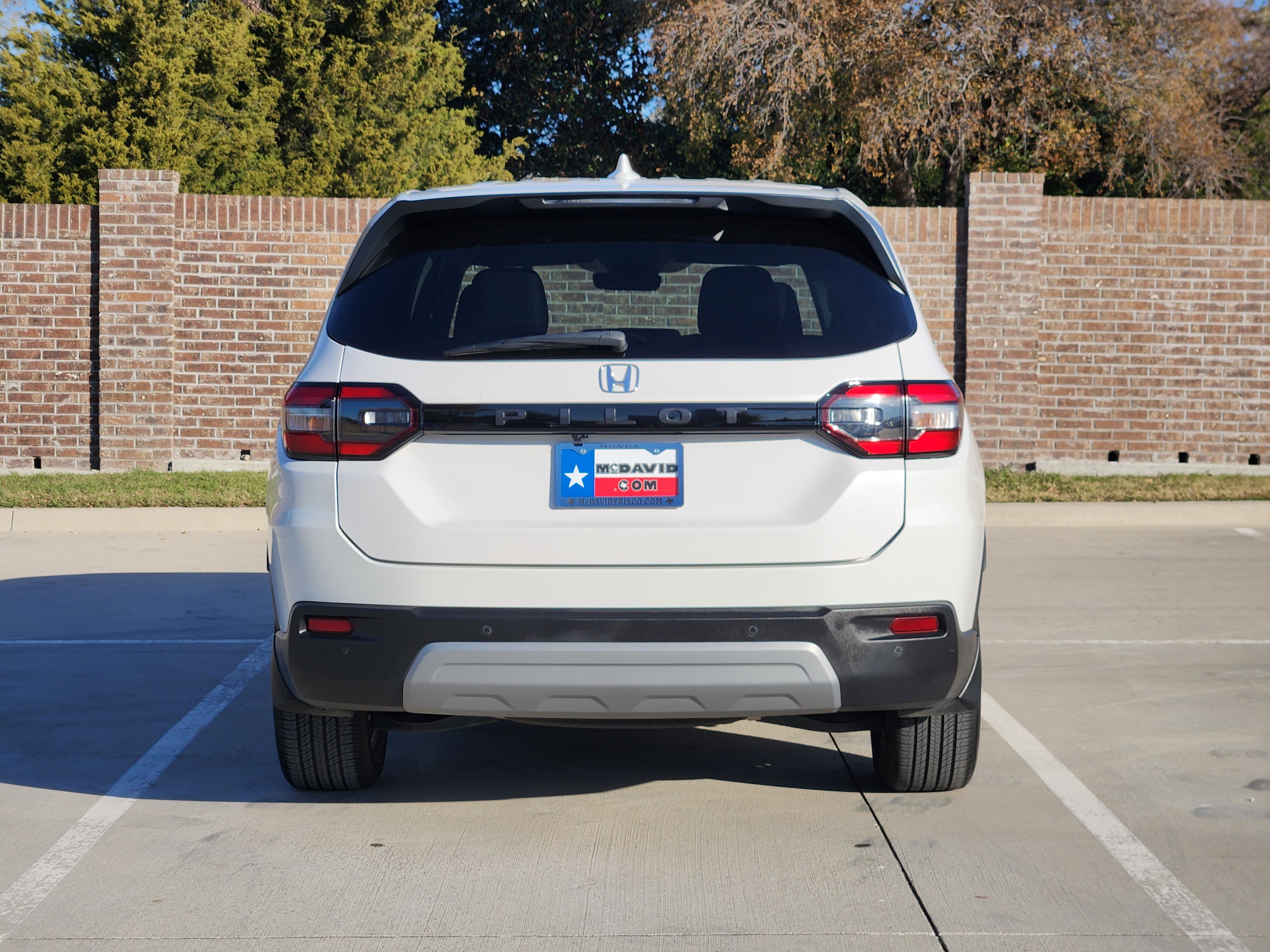 Used 2023 Honda Pilot EX-L image 7