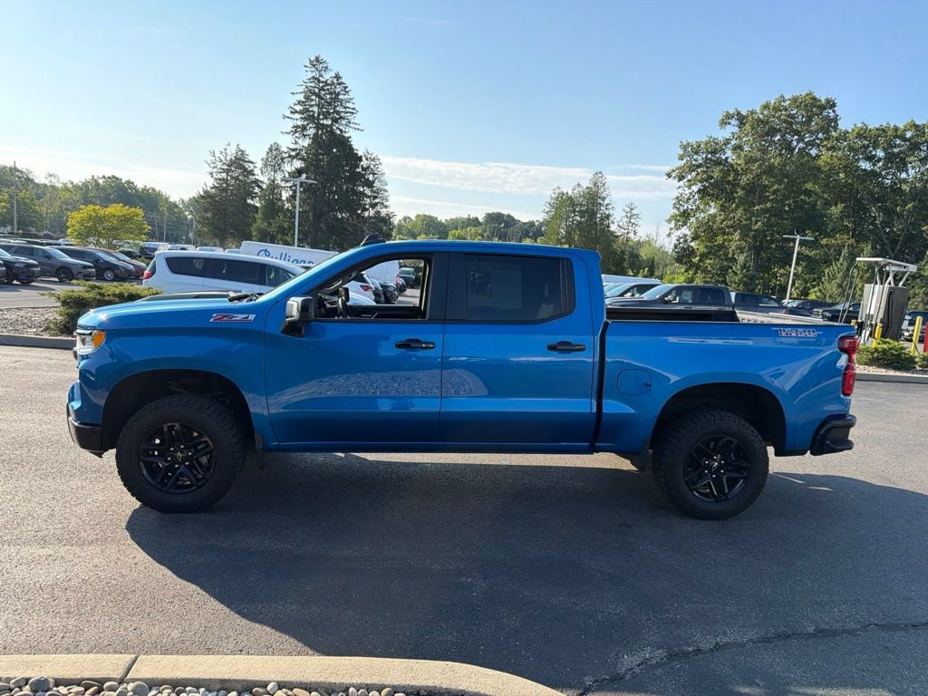 Used 2024 Chevrolet Silverado 1500 LT Trail Boss w/ LT Trail Boss Premium Package AWD/4WD image 8
