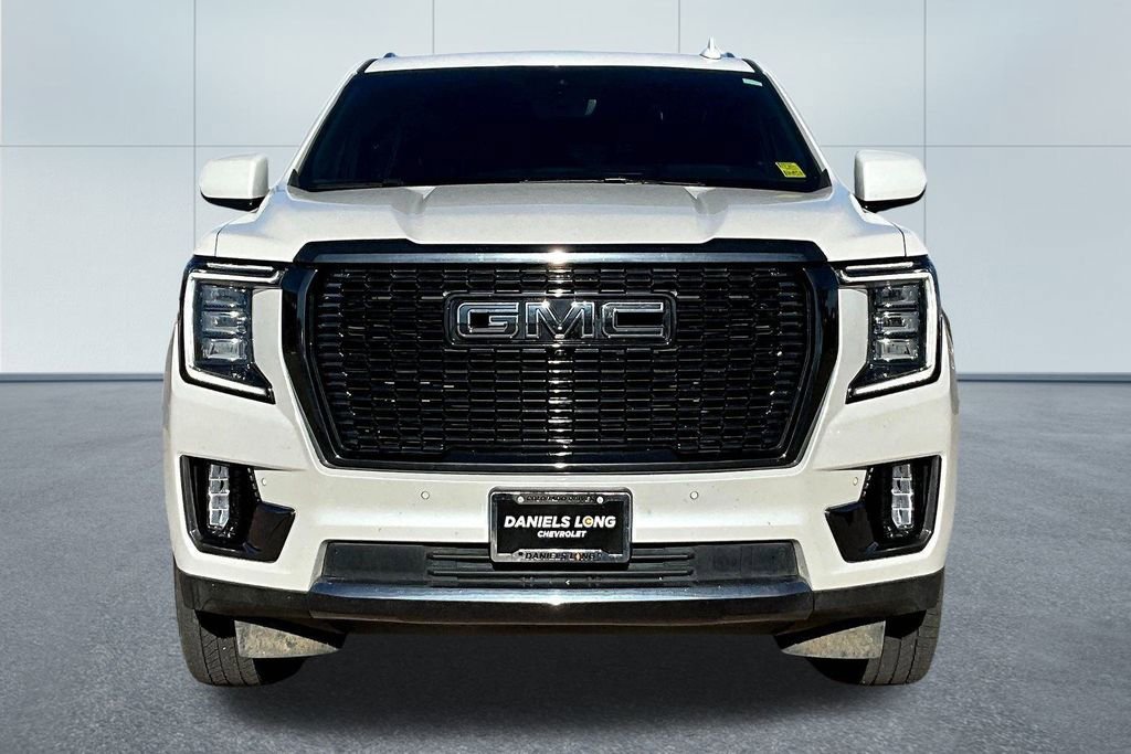 Used 2023 GMC Yukon Denali Ultimate image 3
