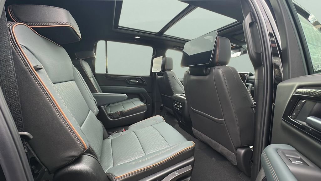 New 2026 GMC Yukon XL AT4 image 16