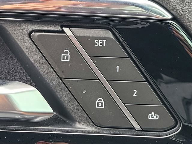 New 2025 Chevrolet Suburban Premier w/ Sun And Tow Package image 39