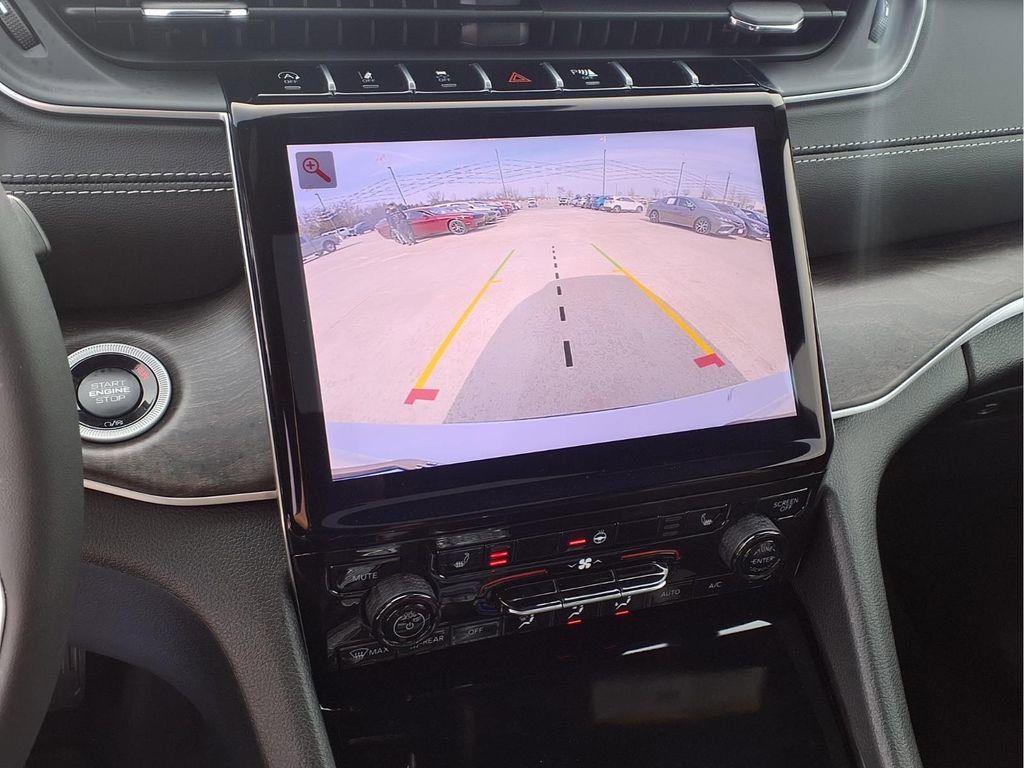 New 2025 Jeep Grand Cherokee L Limited image 8