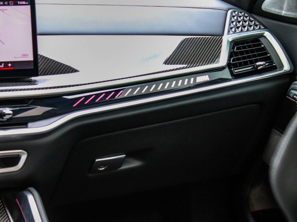 Used 2025 BMW X6 M Competition w/ Executive Package image 18