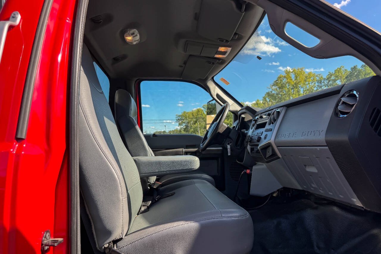 Used 2023 Ford F650 2WD Regular Cab Super Duty image 11