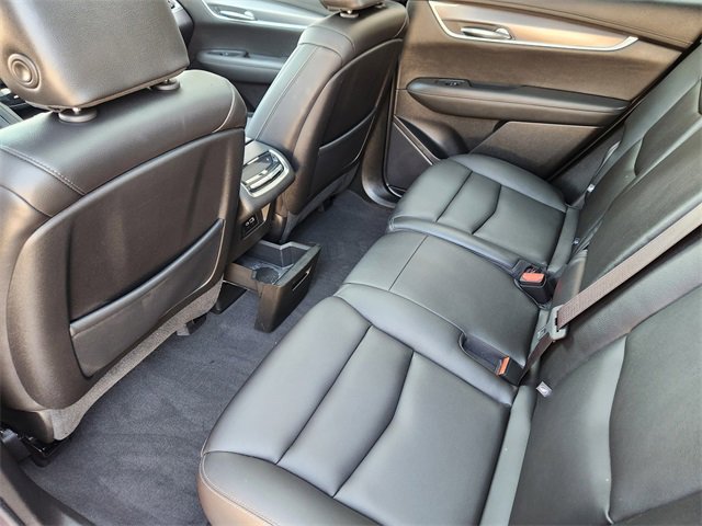 Used 2024 Cadillac XT6 Luxury w/ LPO, Floor Liner Package image 21