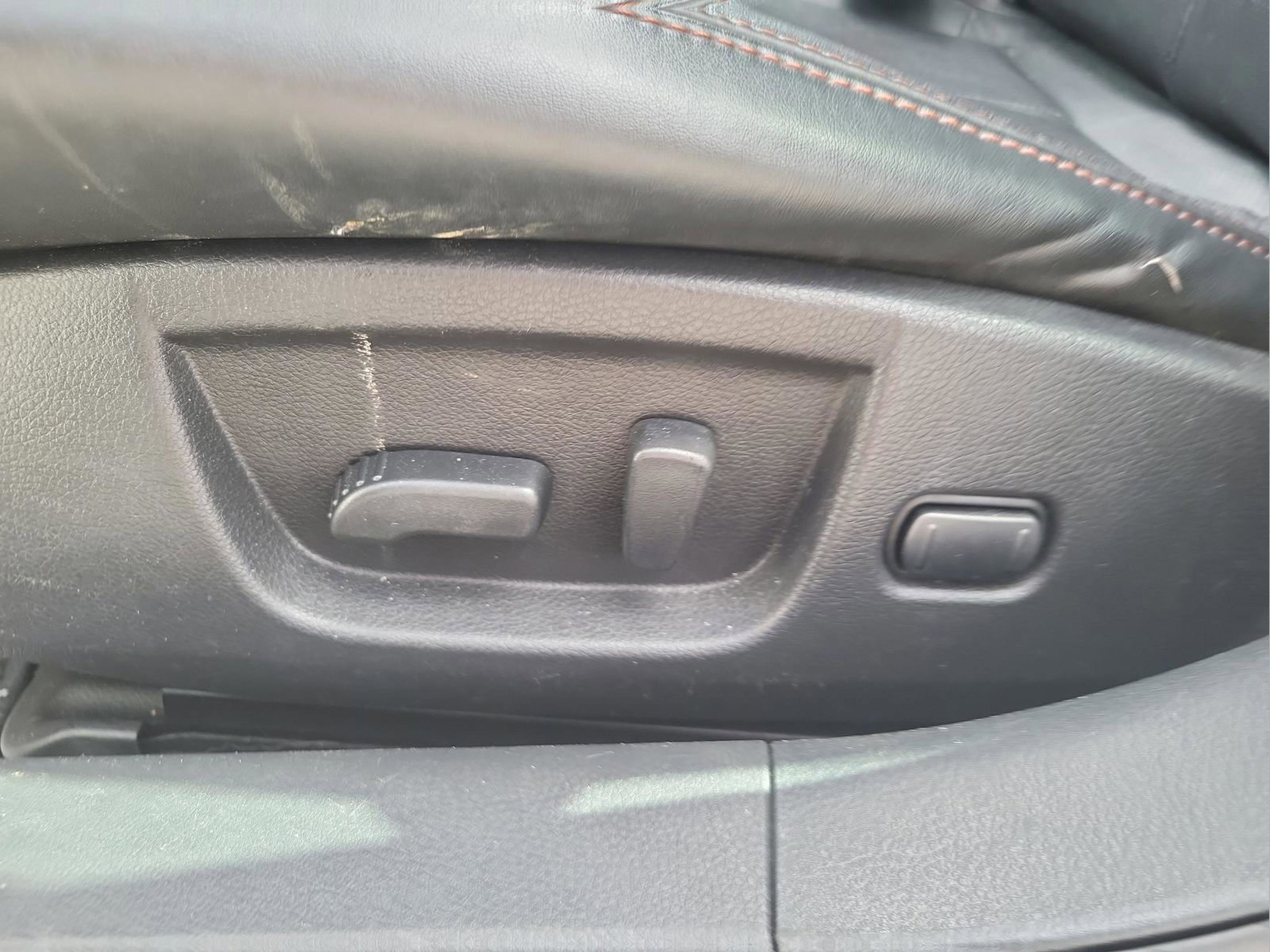 Used 2012 Nissan Maxima 3.5 SV w/ Premium Pkg image 14