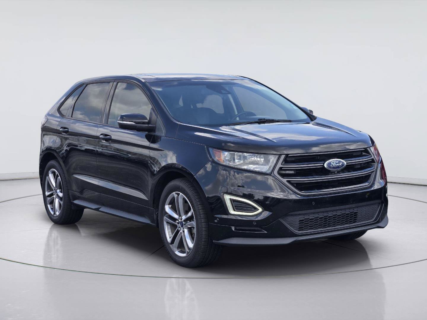 Used 2016 Ford Edge Sport w/ Equipment Group 401A AWD/4WD image 3