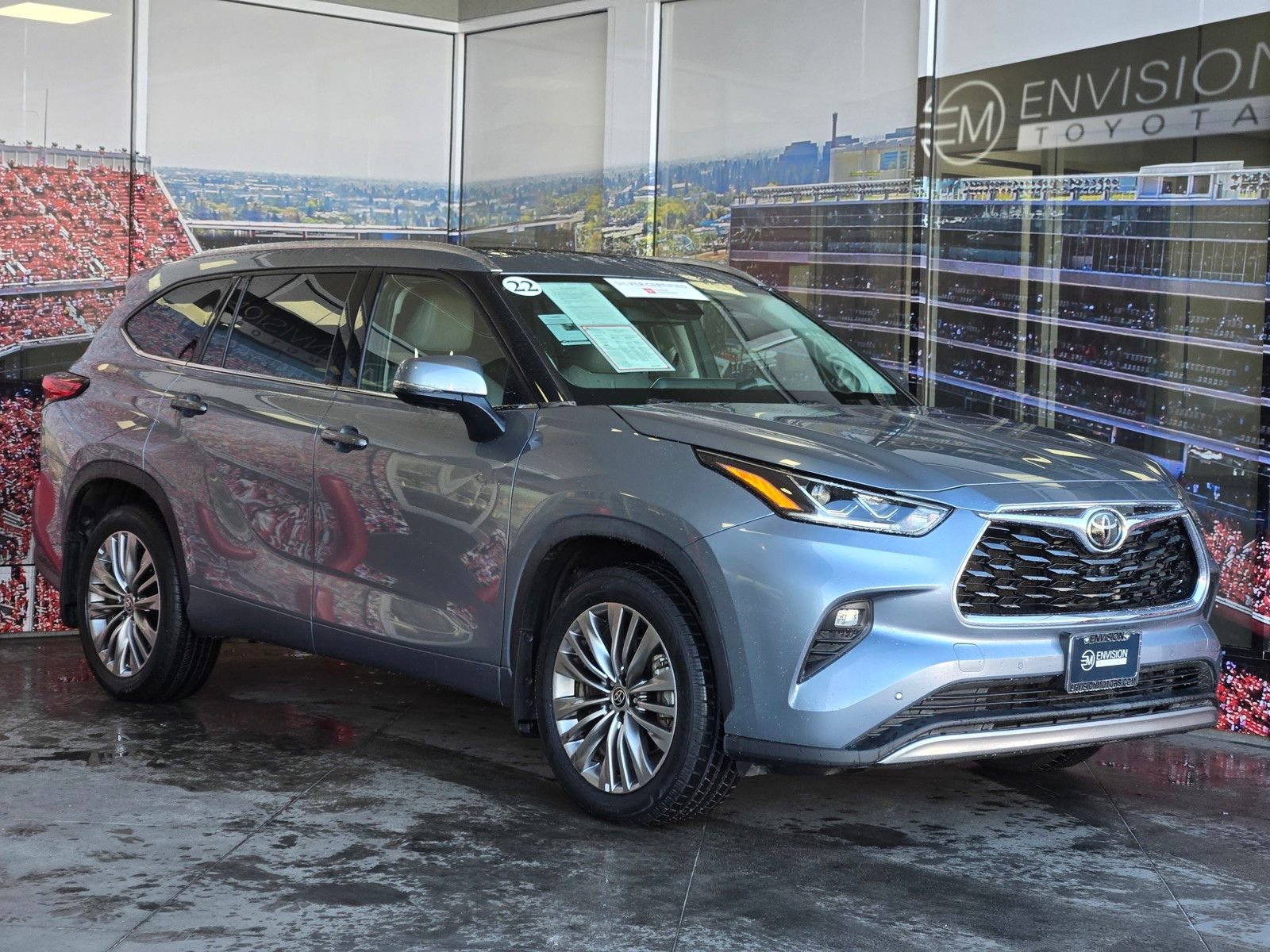 Certified 2022 Toyota Highlander Platinum
