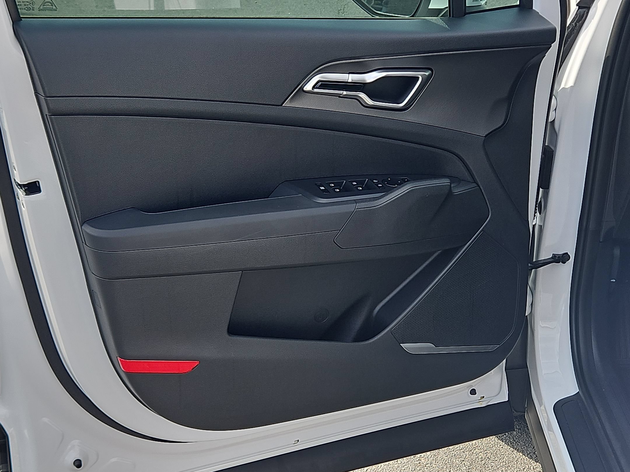 New 2026 Kia Sportage LX FWD image 15