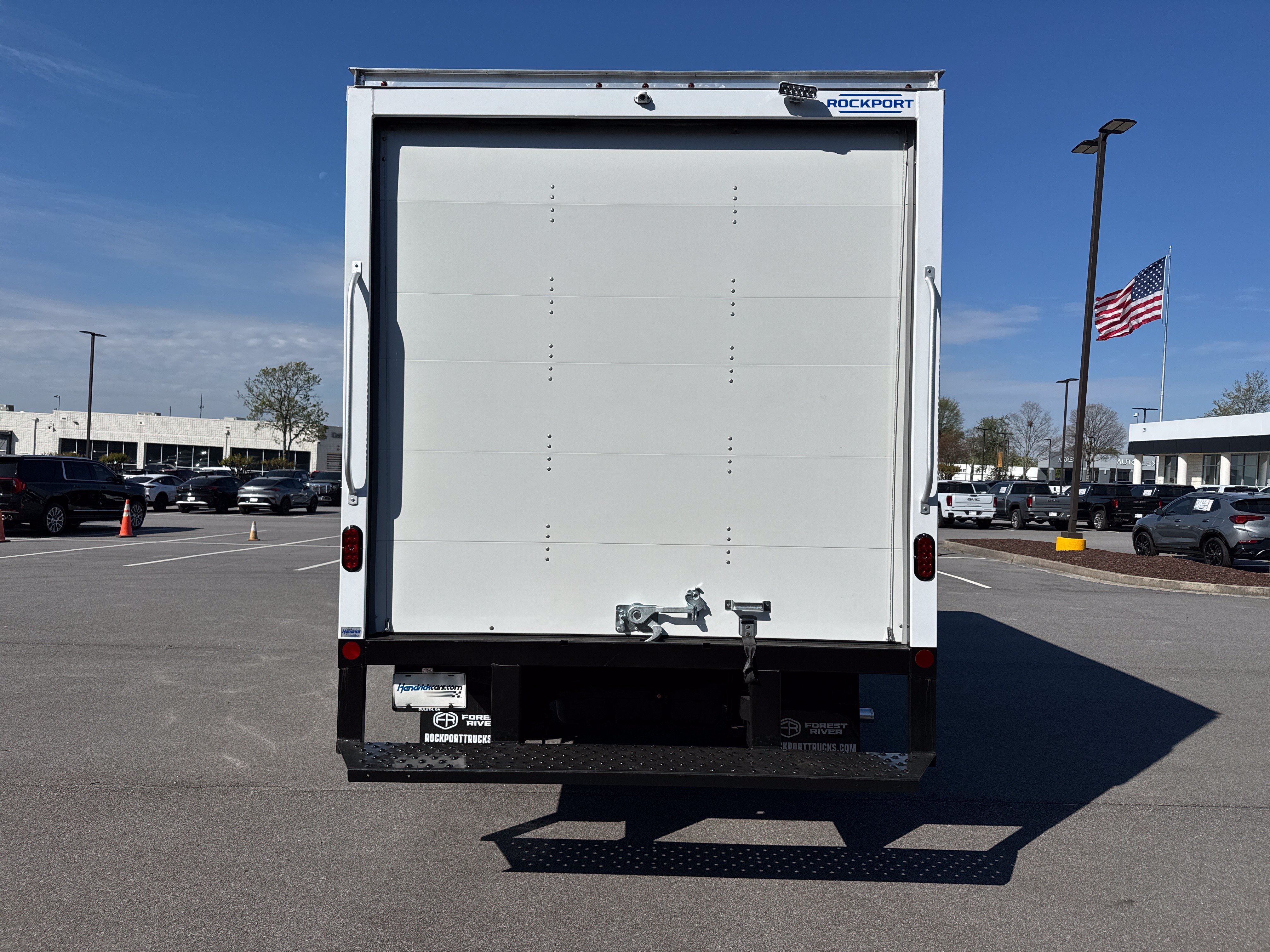 New 2026 GMC Savana 3500 Extended w/ Power Convenience Package RWD image 9