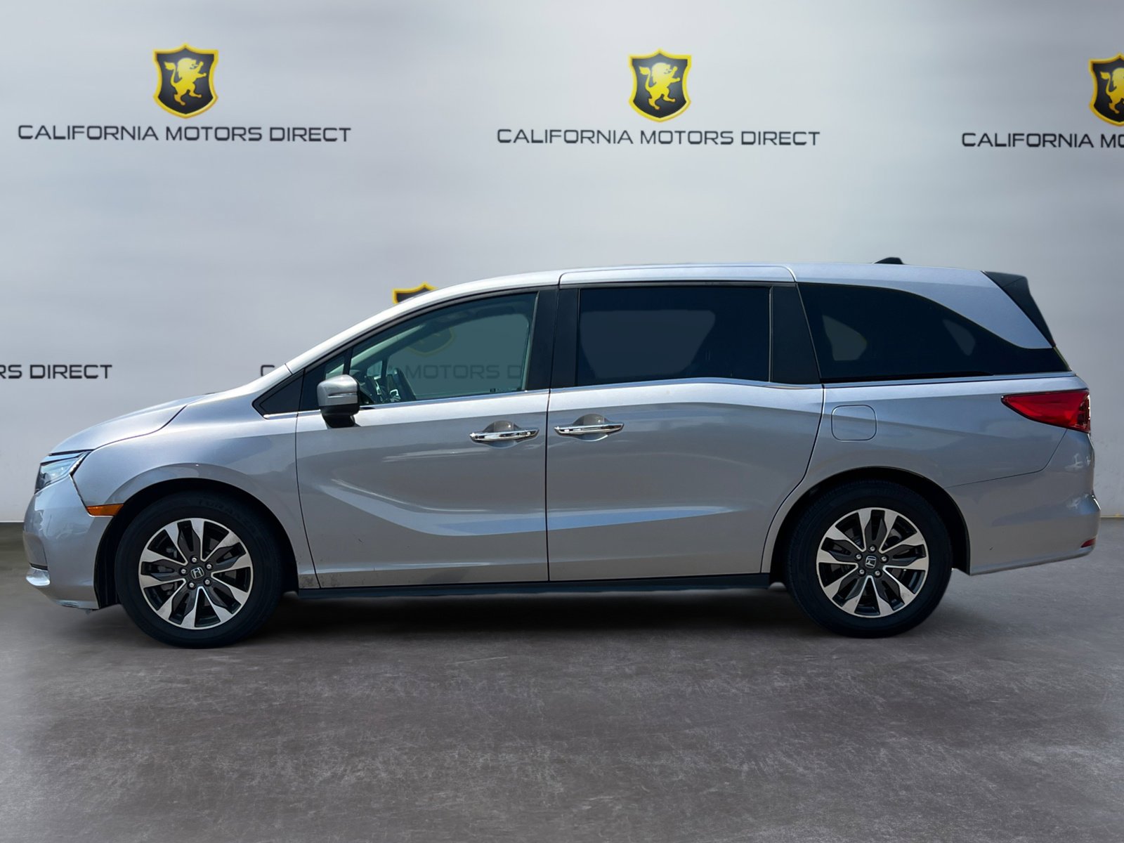 Used 2022 Honda Odyssey EX-L image 2