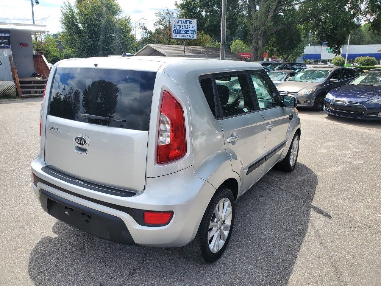Used 2013 Kia Soul + image 7