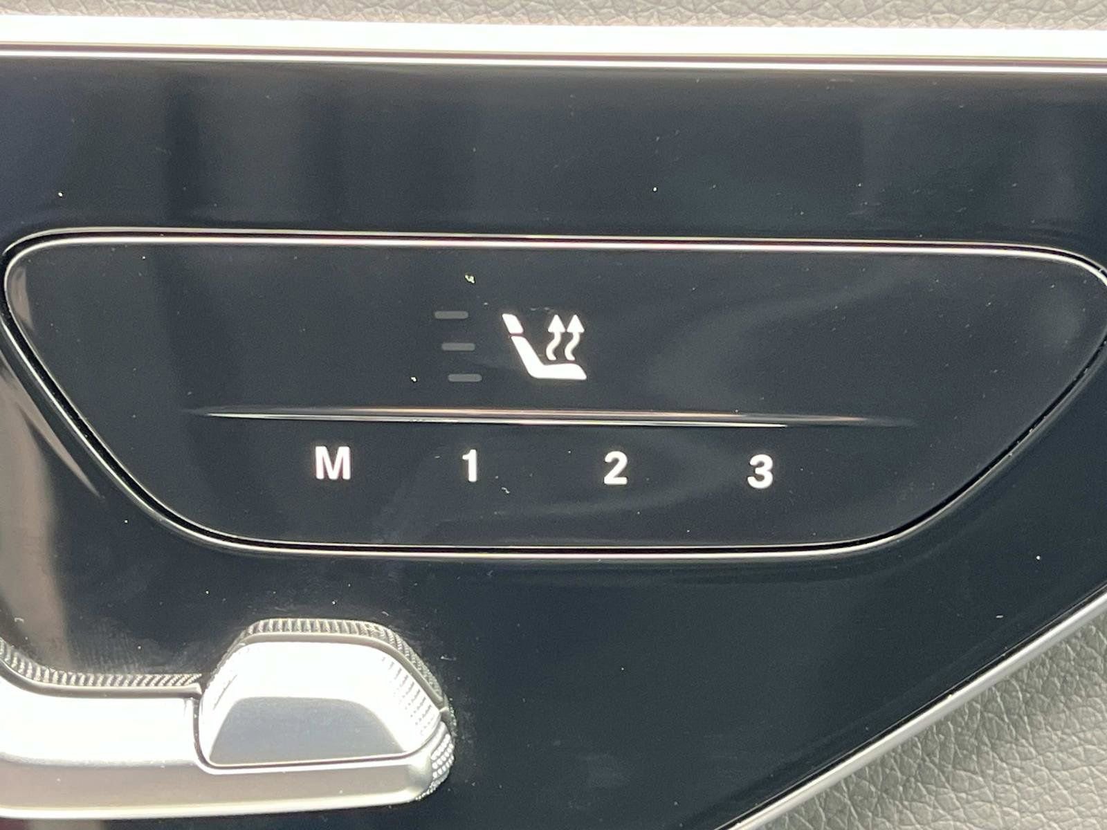 Certified 2025 Mercedes-Benz GLC 300 image 20